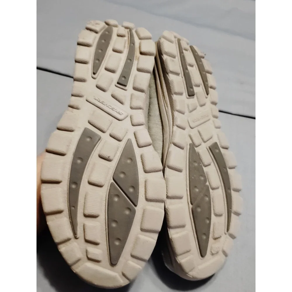Skechers Relaxed Fit Shoe Men 9 Khaki Resort Walking Hands Free Boat Memory Foam